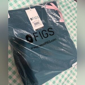 WHIGH WAISTED YOLA
SCRUB PANTS
1000209 COLOR CODE:A25001